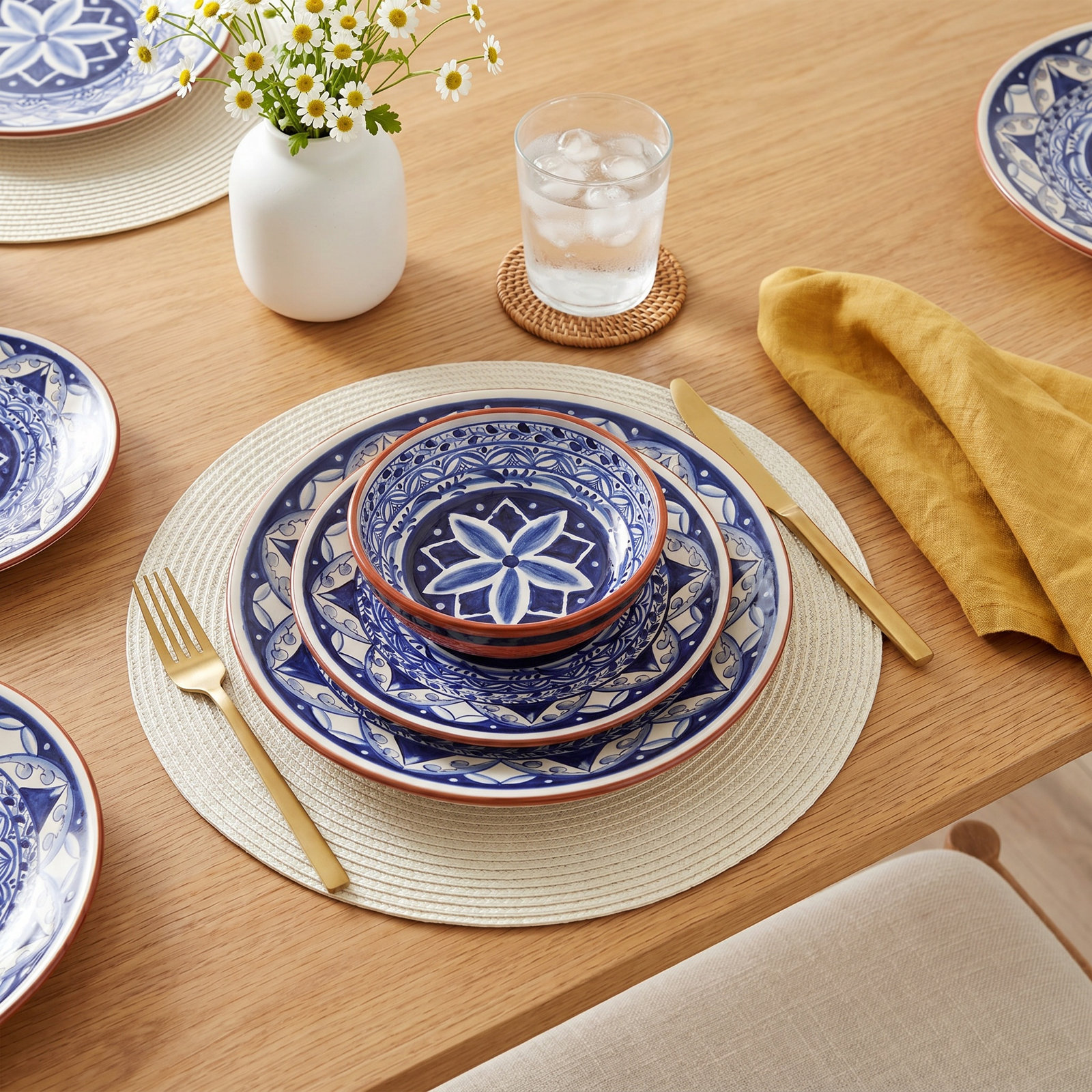 Alentejo 9" Ceramic Salad Plate