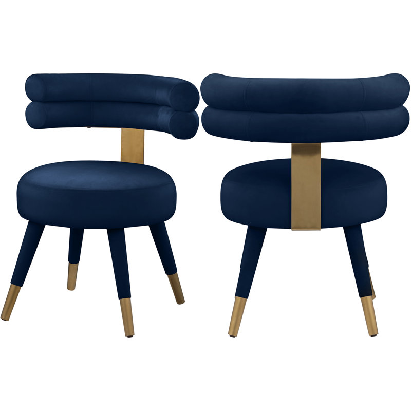 Chaise d'appoint rembourrée en velours Reimers, Bleu marine