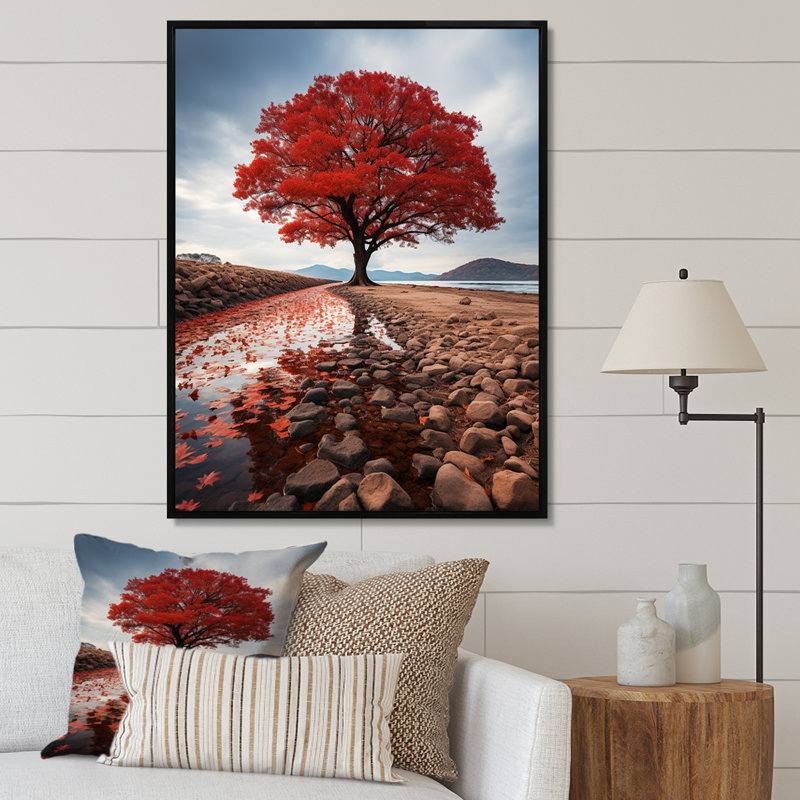 Reproduction d'art sur toile, arbres monochromes rouges et gris «Solitude I», H 40 po x l 30 po x P 1,5 po