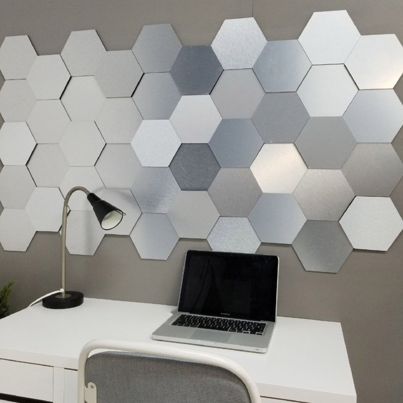Carrelage singulier d'aspect métal 3D