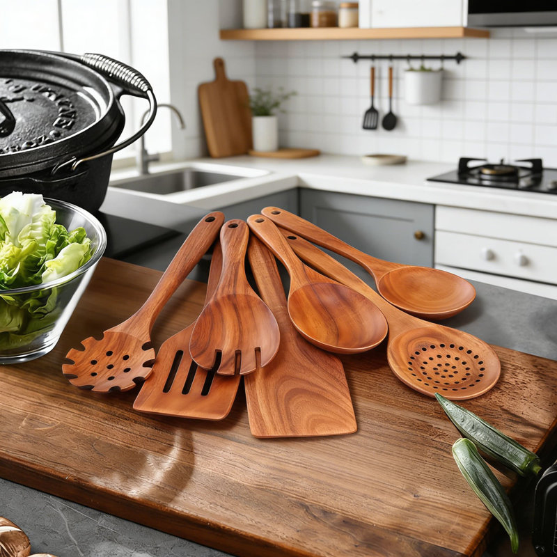Ensemble d'ustensiles de cuisine en bois de teck, outils de cuisson anti-égratignures 7 pièces avec spatule, spatule fendue, cuillère d'écumoire, cuillère à pâtes, fourchette à salade et cuillères pour batterie de cuisine antiadhésive, sans BPA