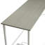 Bureau d'ordinateur gris et blanc