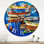 Horloge murale nautique et côtière, bateaux reposant sur l'eau près de Coastal Town II