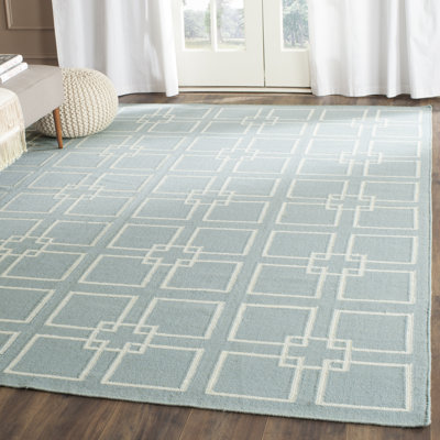 Tapis géométrique en laine, soie et coton à tissage plat Martha Blue