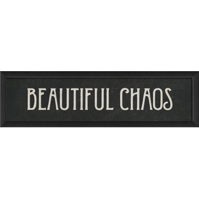 « magnifique chaos », art textuel encadré