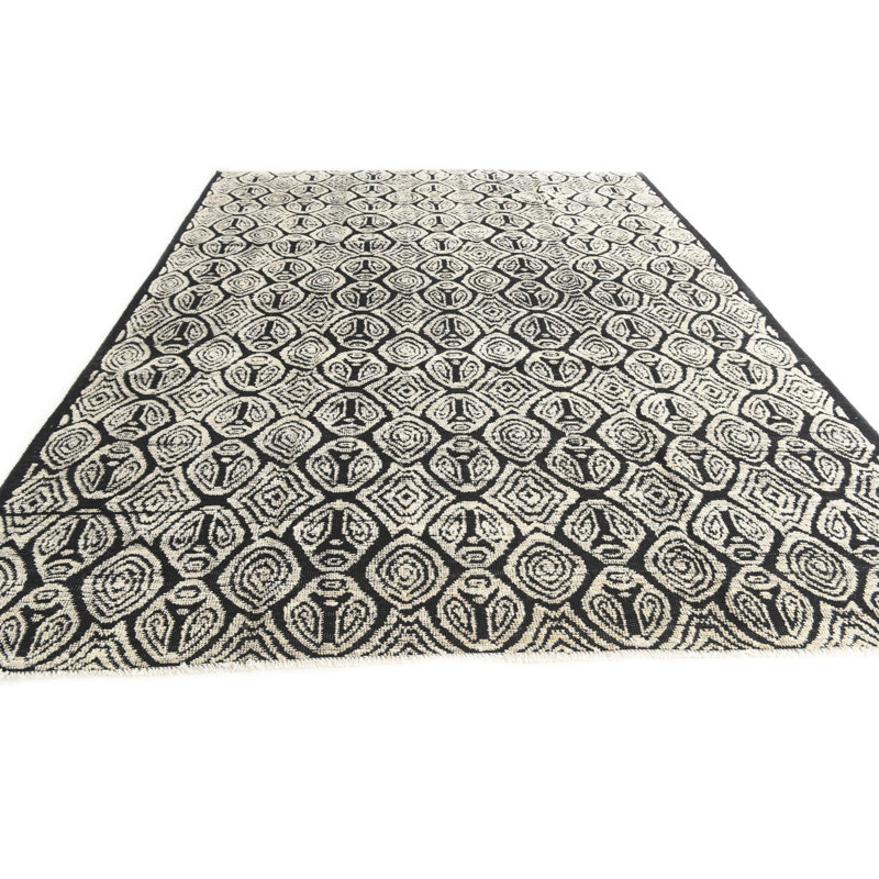 Tapis noir Judy