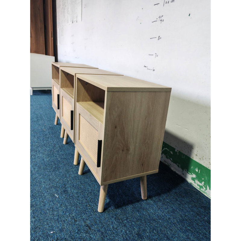 Table de chevet 22,69 po H avec tablette ouverte - pieds en bois massif, table de chevet Noble Oak