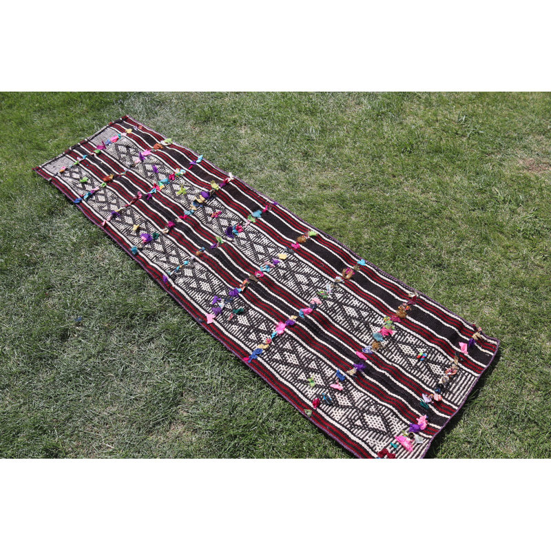 Authentique tapis turc Kilim avec un design rétro idéal pour le couloir et la décoration intérieure