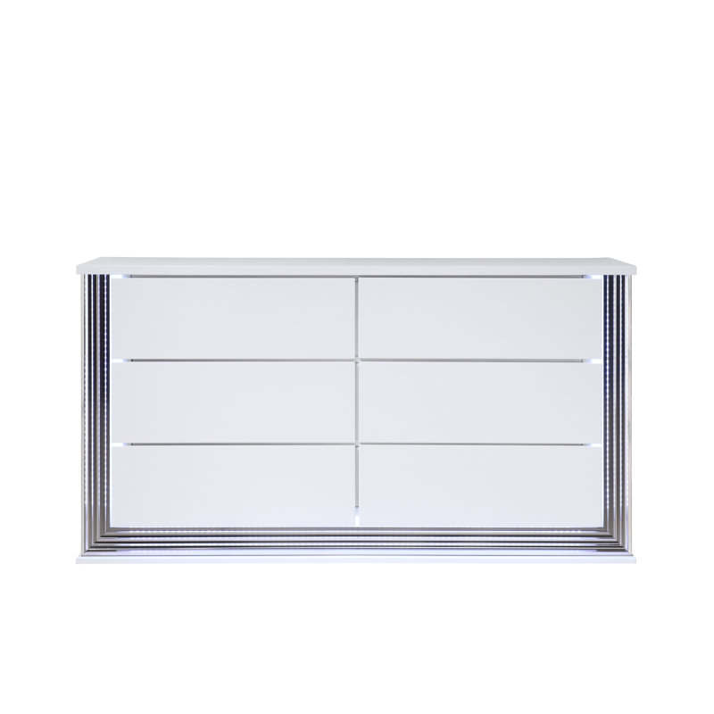 Carrye 61.02'' W 6 - Drawer Dresser, White