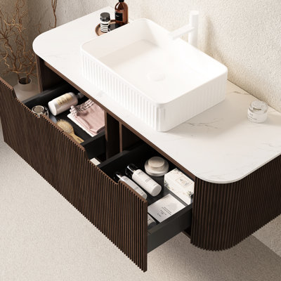 Meuble-lavabo 48 po avec lavabo rectangulaire en céramique blanche, noyer foncé, 2 tiroirs, finition rayée 3D, glissières de tiroir encastrées à fermeture en douceur, pré-assemblé