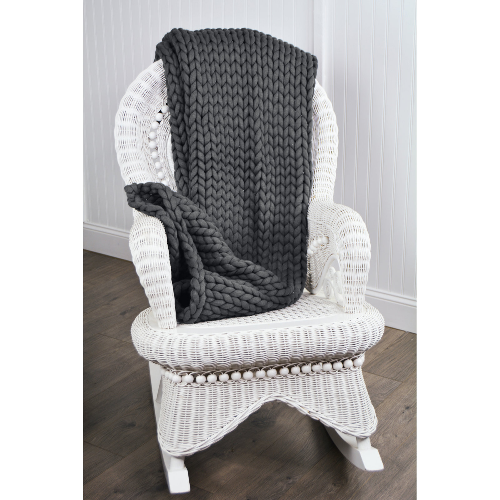 Maxine Acrylic Chunky Knit Throw Blanket, Gray