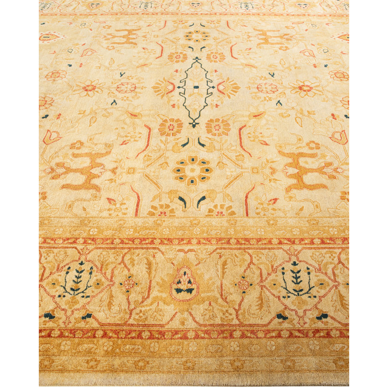Tapis unique noué à la main Keenan - sable, 8 pi 3 po x 10 pi 1 po