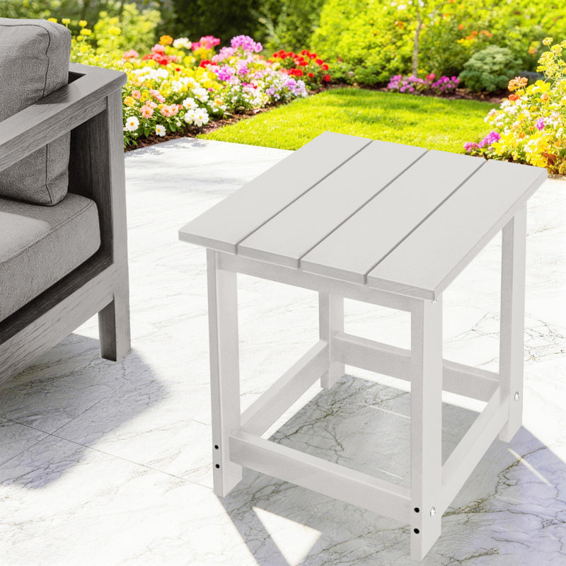 Table d'appoint extérieure Denarrius Adirondack, table de patio en PEHD facile d'entretien et résistante aux intempéries