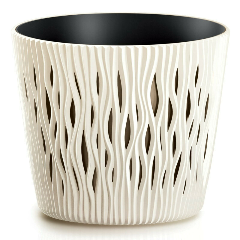 Aaran Planter, Cream, 11cm H x 13cm W x 13cm D