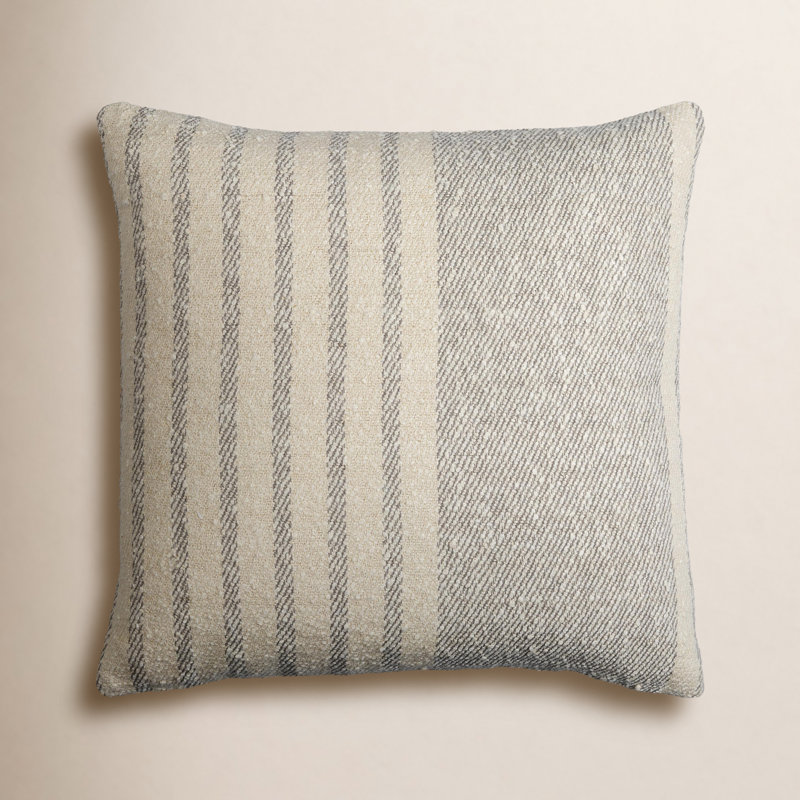 Coussin en coton Weldon, 20 po x 20 po, Rouge, Housse de coussin seulement - sans coussin