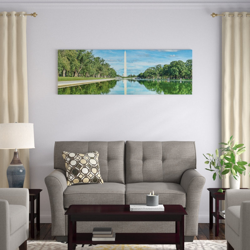 «Reflection Of Washington Monument On Water, Washington D.C., USA» par Paranomic Images - Impression sur toile tendue sur châssis