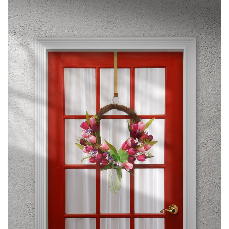 20" Tulip Twig Wreath