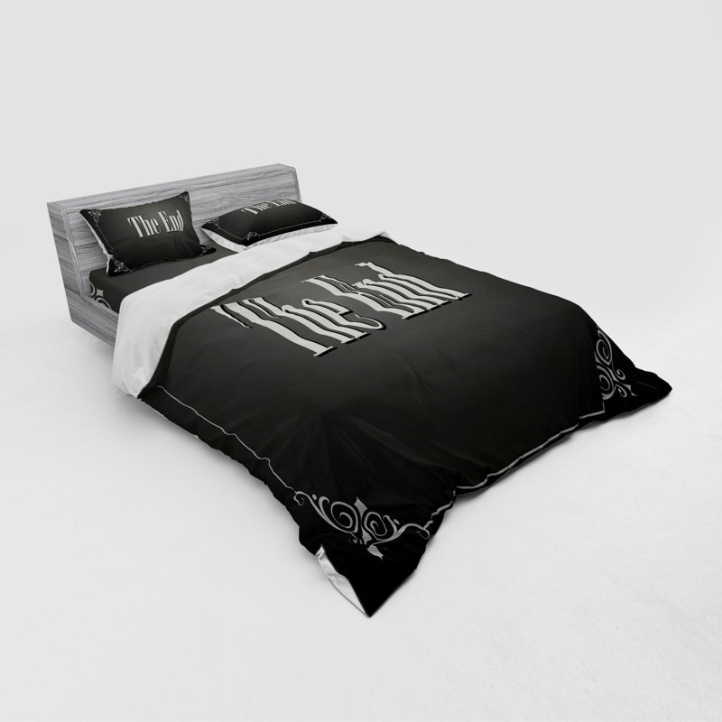 Traditional Polyester Paisley Duvet Cover, Queen Duvet Cover + 3 Additional Pieces