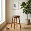 Tabouret de bar rembourré avec structure en bois d'acacia massif Spindle-135653376-135653381