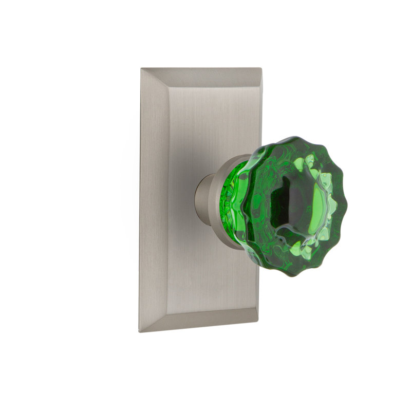Plaque Studio avec poignée de porte en émeraude en cristal, Nickel satiné