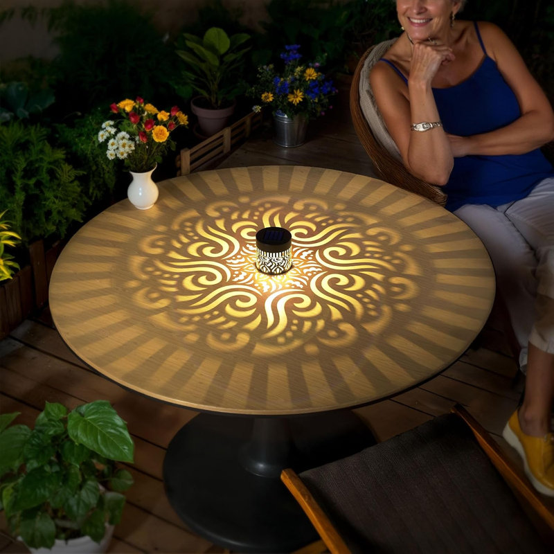 Lot de 2 lampes solaires d'extérieur en métal pour clôture et terrasse, motif mandala