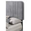 Fascinant lit simple gris - H 48 po x l 43 po x P 81 po, fabriqué avec des matériaux robustes pour le charisme intérieur