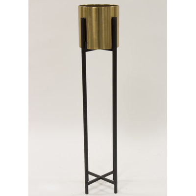 Alexanndra Metal Pot Planter