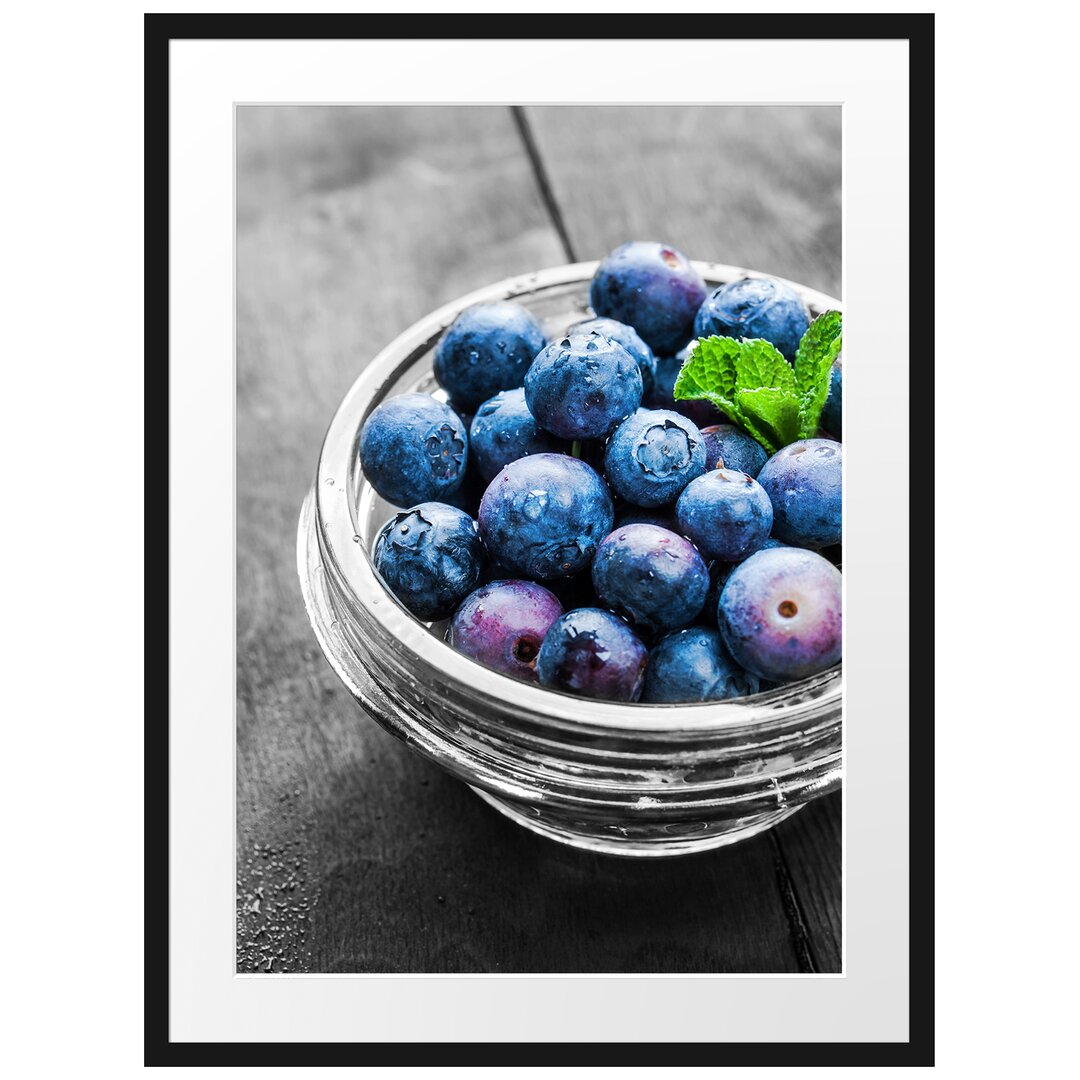 Gerahmtes Poster Schale Voller Heidelbeeren