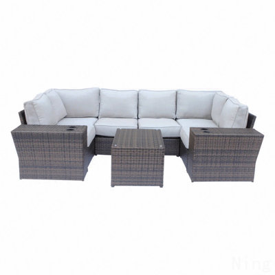4-Person Assembled Wicker Patio Set With Cushions