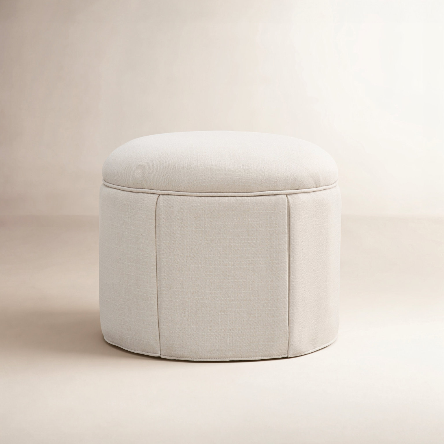 22" Round Ottoman, Beige