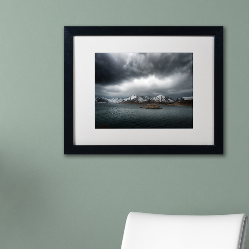 Gris, reproduction de photo encadrée, H 16 po x l 20 po x P 0,5 po, Blanc
