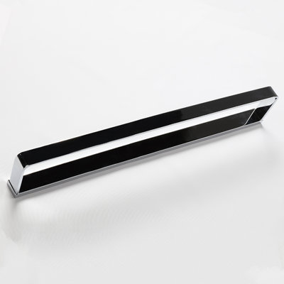 Giulia Wall Mounted Towel Bar