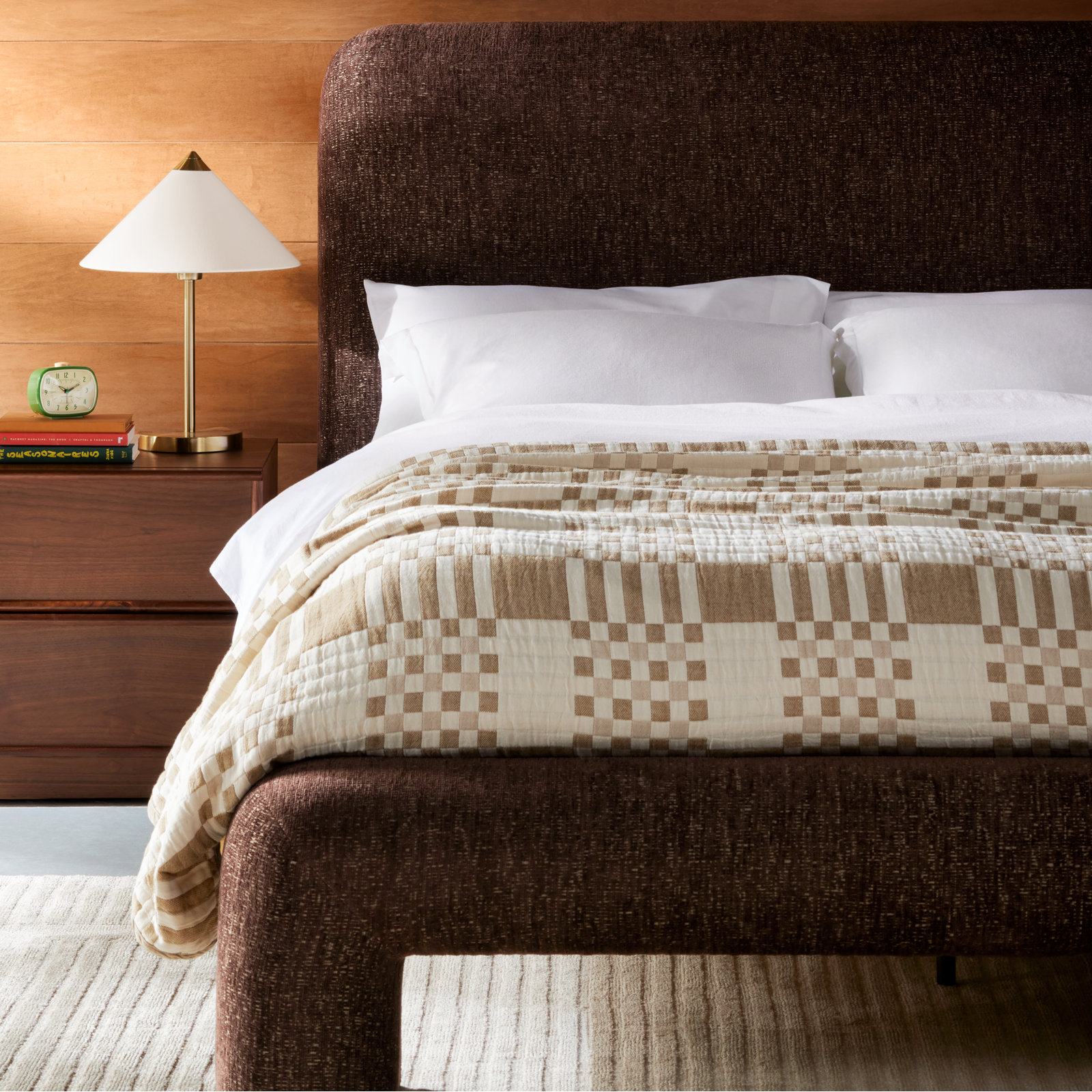 Caron Platform Bed, Queen