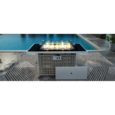 Table de foyer d'extérieur au gaz propane à tissage ouvert gris de 43 po 60000, avec un design bohémien, un couvercle amovible et un pare-vent en verre pour le jardin