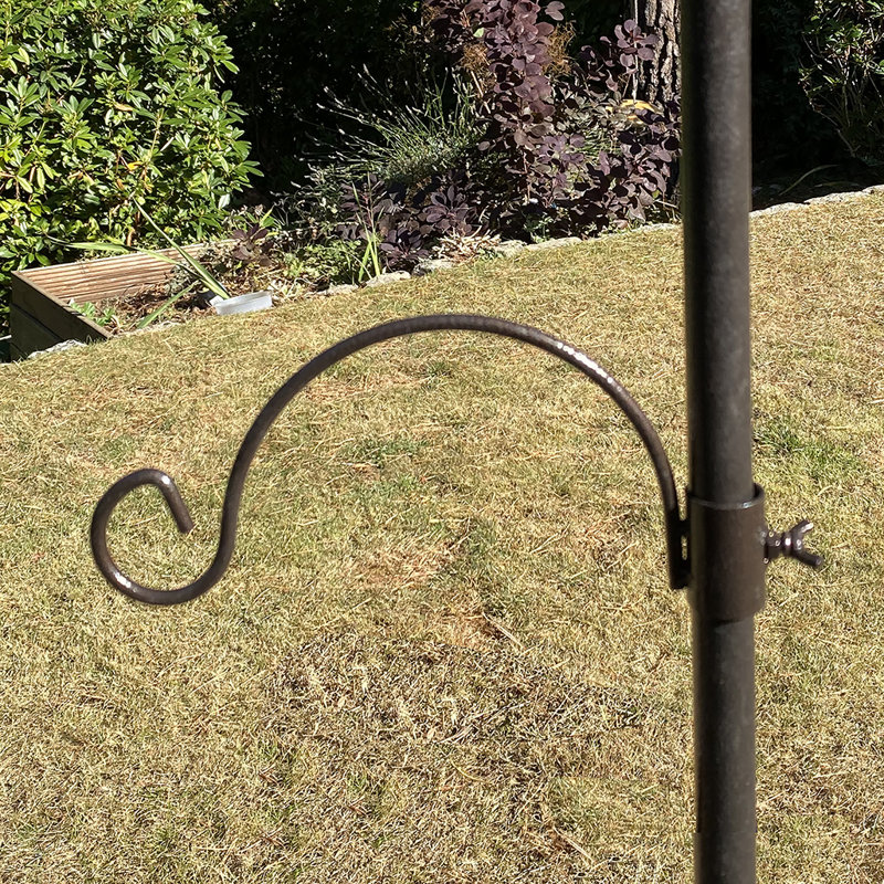 Pinkerton Steel Feeding Station