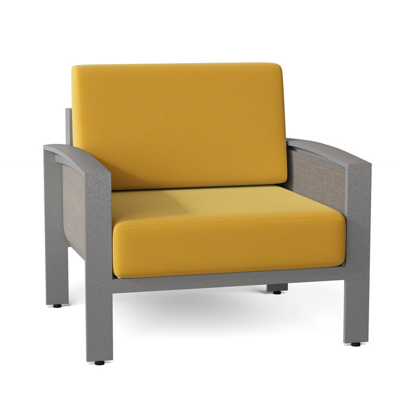 Chaise de patio avec coussins Metropolis, Alliage Augustine, Étain, Tissu de voile Sunbrella® texturé