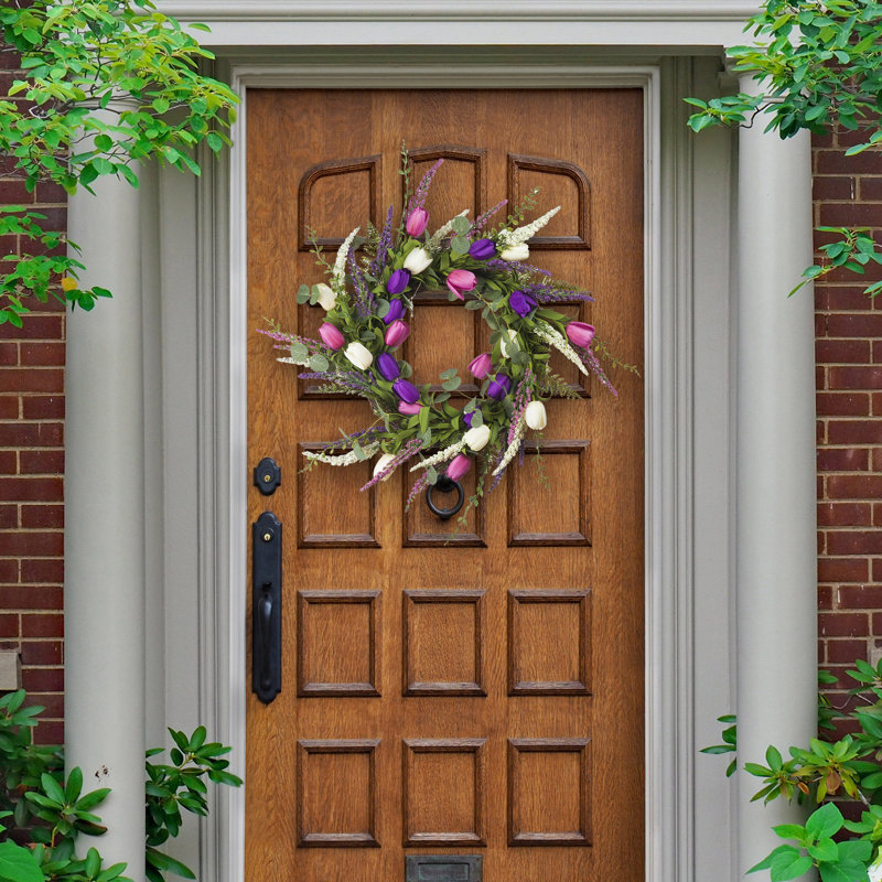 Faux Tulip Silk 18'' Wreath