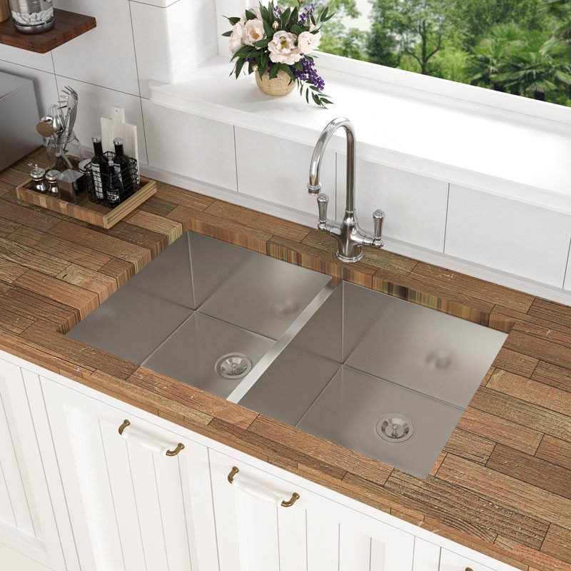Évier de cuisine à double cuve encastrable en acier inoxydable 33 x 19 x 9 po de calibre 16 (60/40) avec évier profond de 9 pouces