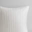 Literie en coton - édredon réversible et taies décoratives assorties pour grand lit double-119106258-119106257