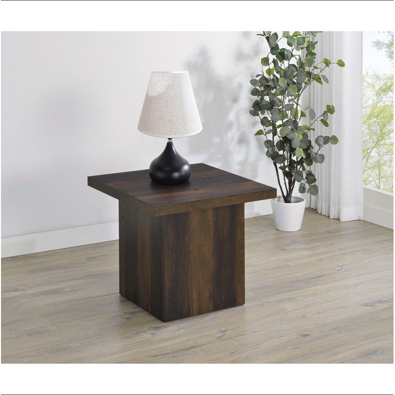 Table de bout en pin foncé
