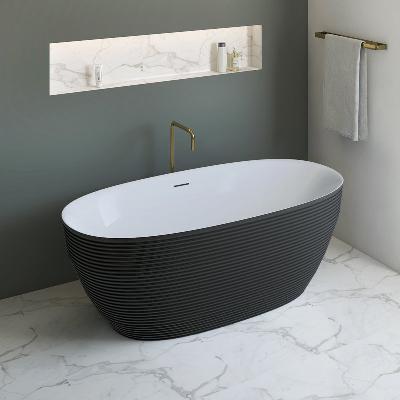 67 po X 31,5 po Baignoire en acrylique avec motif de rainures horizontales en noir mat, Noir mat