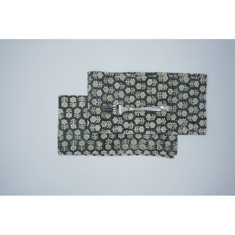 Serviettes en tissu absorbant 18 po x 18 po Fabividine - parfaites pour toutes les occasions, Tulsi Buti