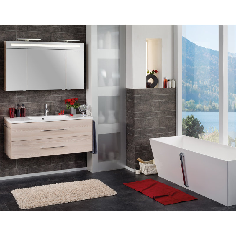 Bathroom Suite, Light Wood