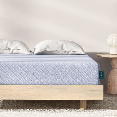 Matelas en mousse à mémoire de forme moyenne de 10 po Leesa Studio