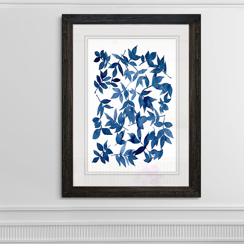 Indigo Fallen Leaves I - Peinture encadrée sur papier, H 44 po x l 32 po x P 1,25 po, Cadre ébène