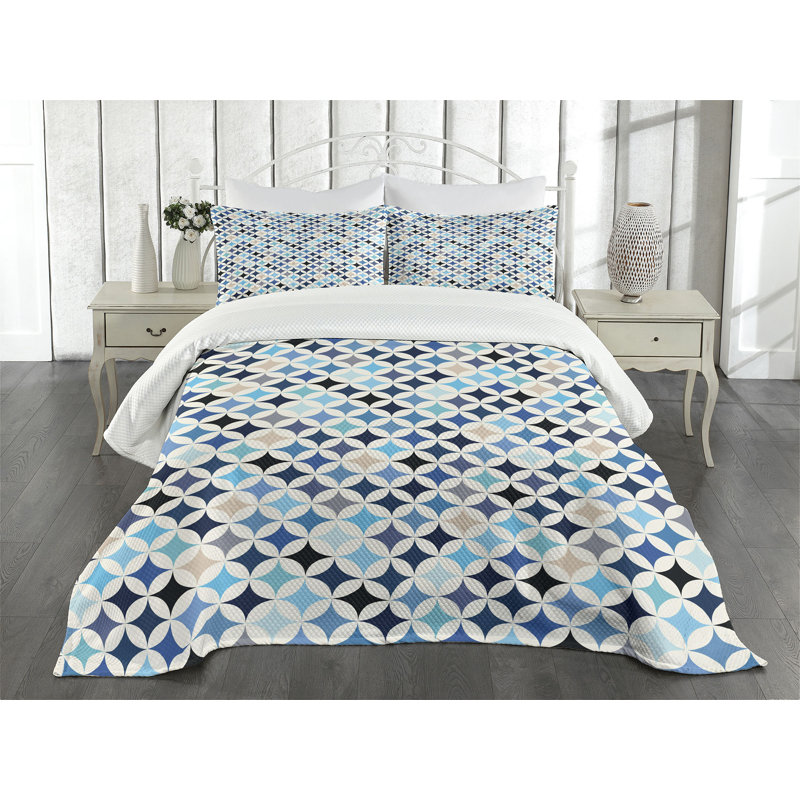 Ambesonne Geometric Bedspread Set Modern Blue Circles Multicolor, King Coverlet/Bedspread + 2 Standard Shams