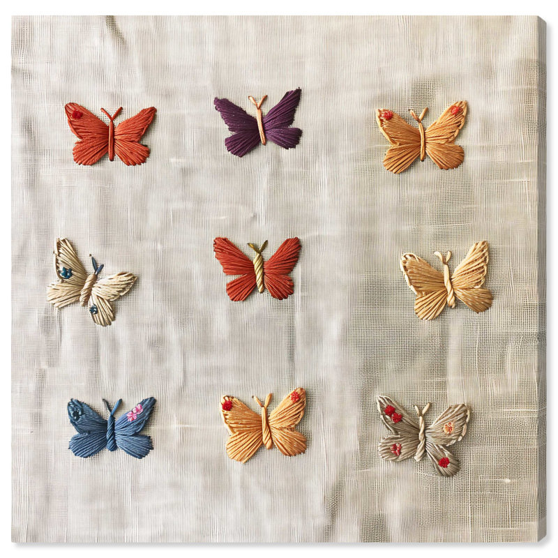 Art floral sur toile brodé de papillons d'hiver par Art Remedy, Toile tendue, H 24 po x l 24 po