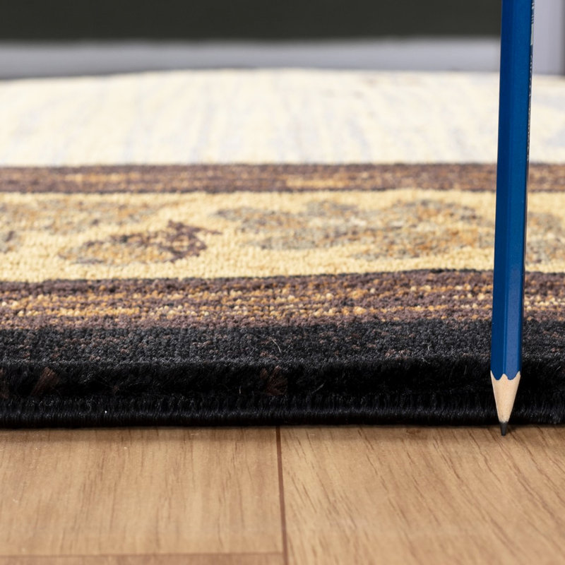 Tapis de style chalet 2,39 m x 0,91 m - Paysage naturel, en polypropylène antitache, pour les zones à fort passage., Noir