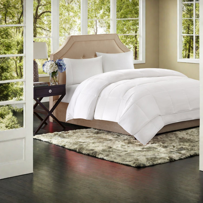 Multifunctional White Bedding Sets, Ultra Soft Polyester Comforter For Home