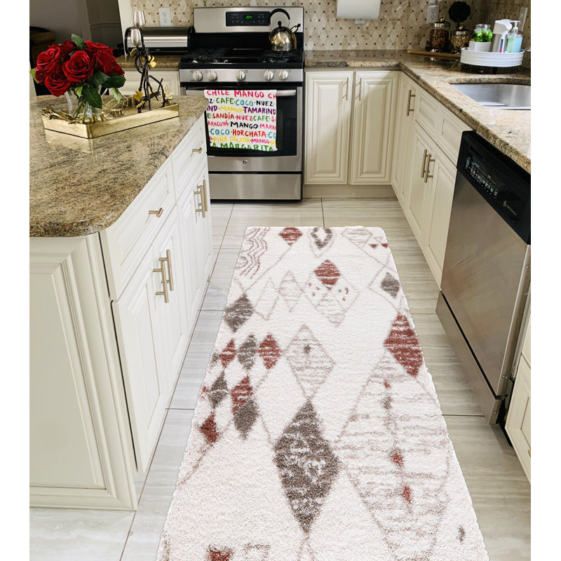 Ryiah Performance Indoor Rug, Runner 2'6" x 8'